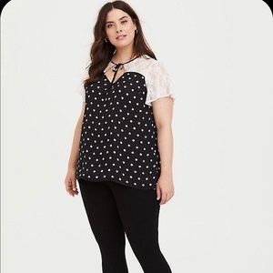 Disney Torrid Minnie Mouse Shirt Size 1